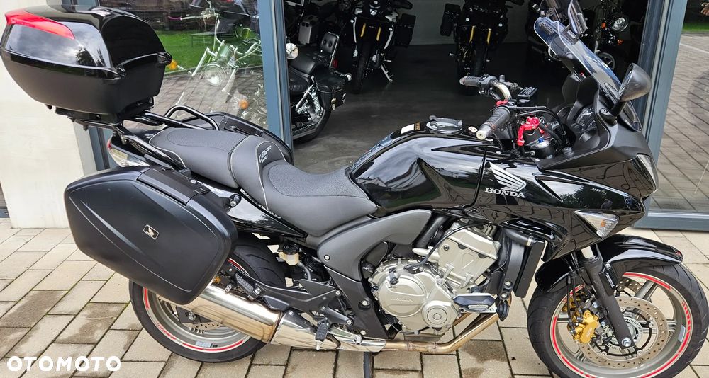 Honda CBF - 26