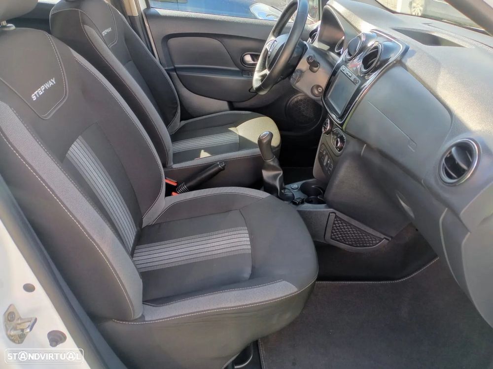Dacia Sandero 0.9 TCe Stepway - 22