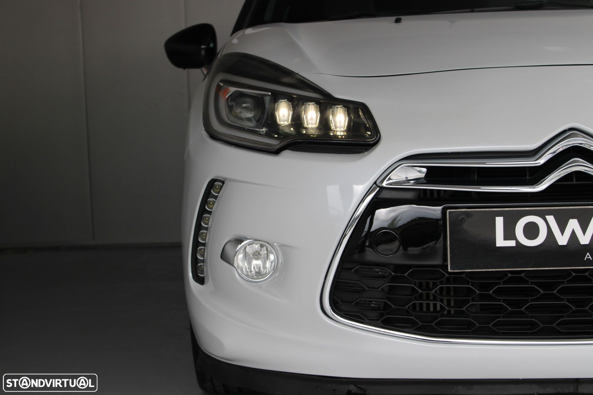 Citroën DS3 1.6 e-HDi So Chic - 26