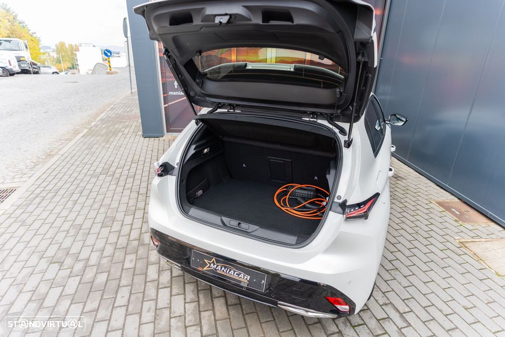 Peugeot 308 1.6 Hybrid GT e-EAT8 - 37