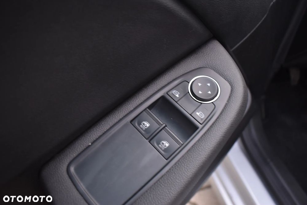 Renault Clio 1.0 TCe Equilibre - 24