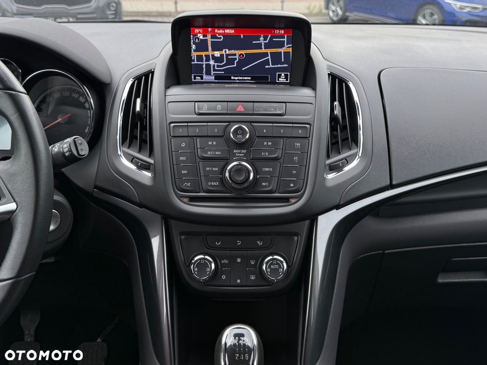 Opel Zafira 1.4 T Cosmo - 18