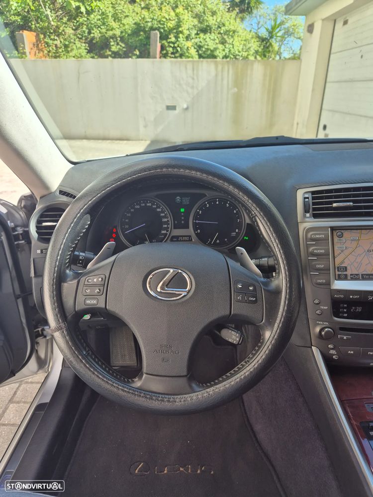 Lexus IS 250 2.5 VVTi Luxury 24 Aut. - 5
