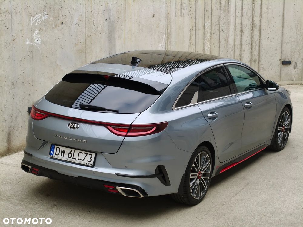 Kia ProCeed - 15