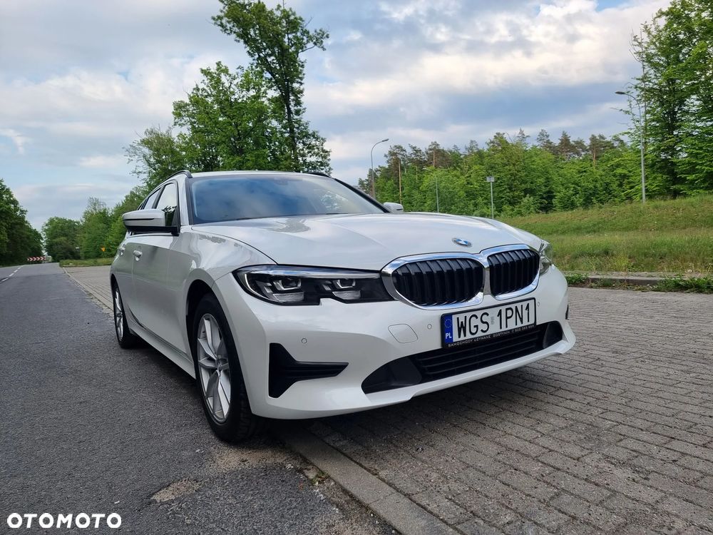 BMW Seria 3 320d Edition Luxury Line Purity - 10