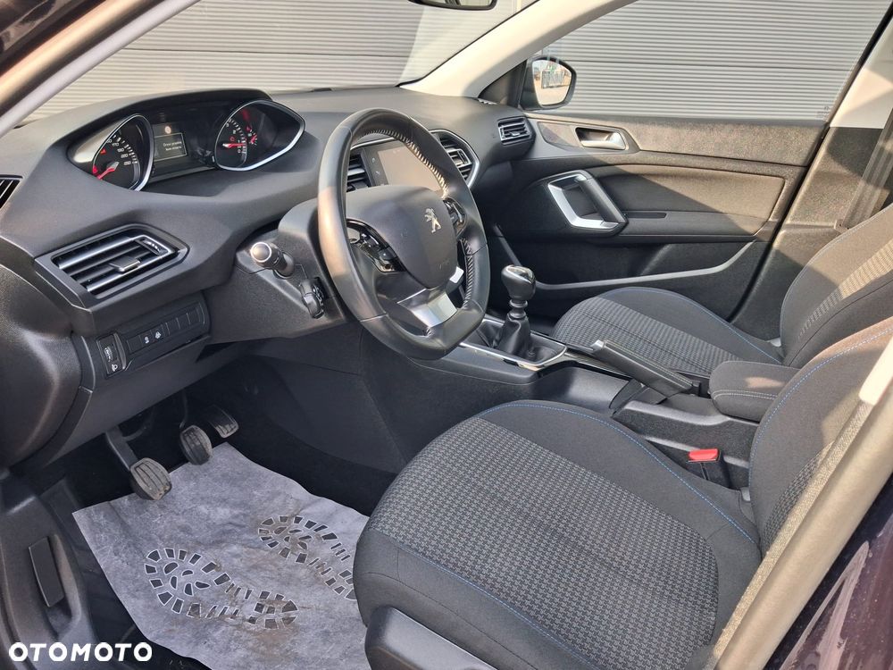 Peugeot 308 PureTech 130 Allure Pack - 14