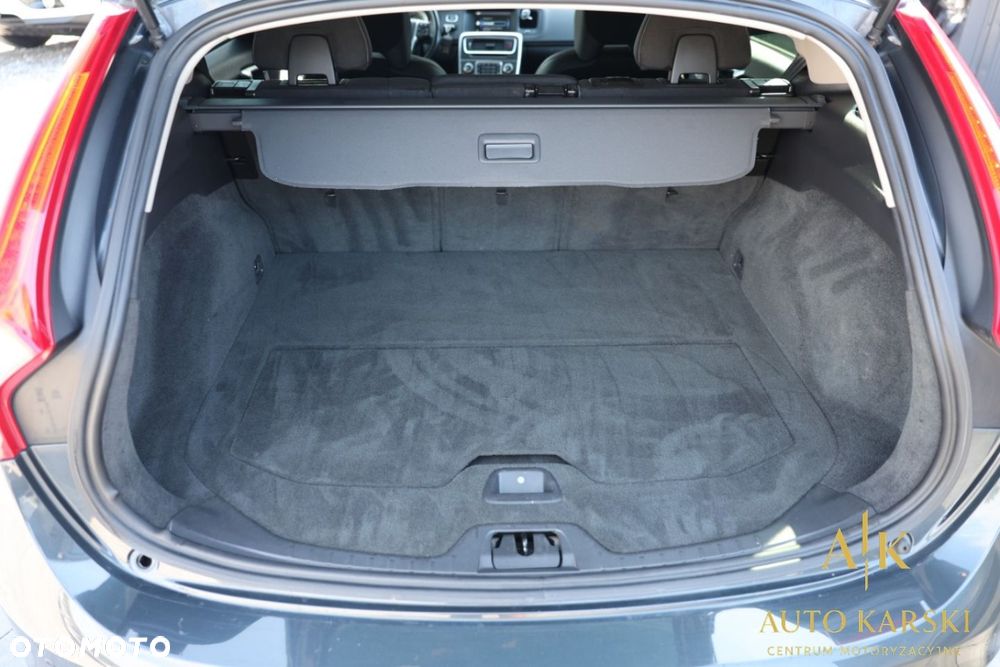 Volvo V60 - 40