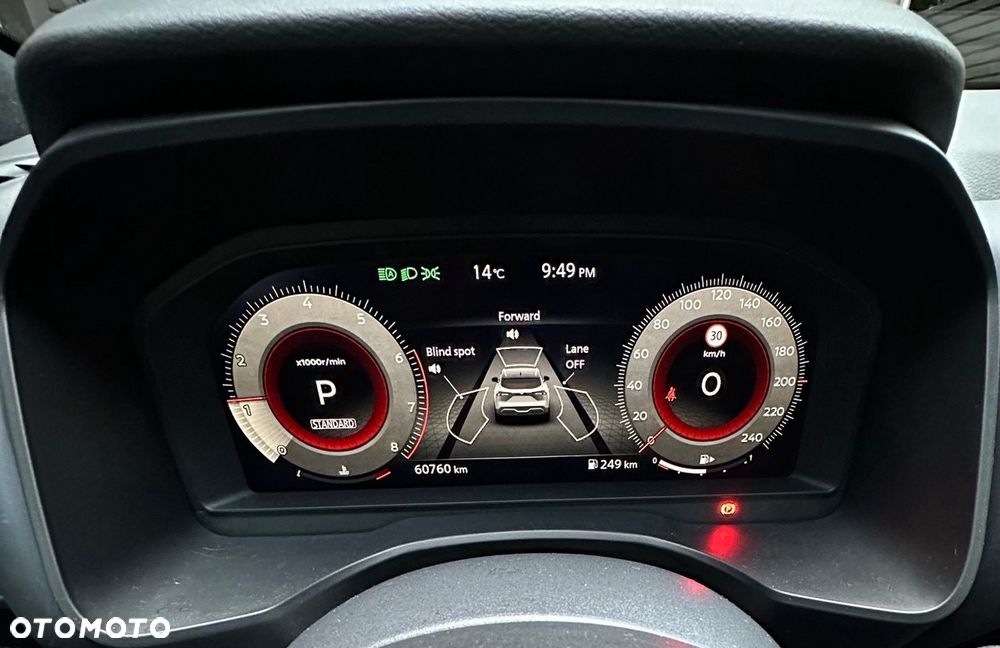 Nissan Qashqai 1.3 DIG-T MHEV 4x4 Tekna+ Xtronic - 26