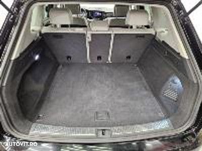 Volkswagen Touareg - 15