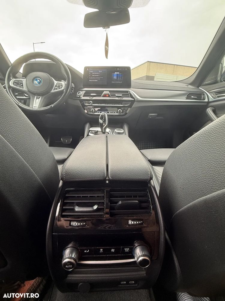 BMW Seria 5 530e xDrive Aut. M Sport Edition - 27