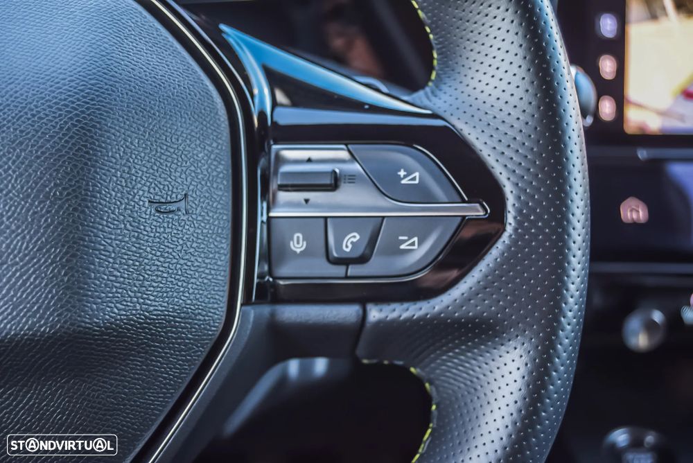 Peugeot 408 1.6 Hybrid GT e-EAT8 - 28