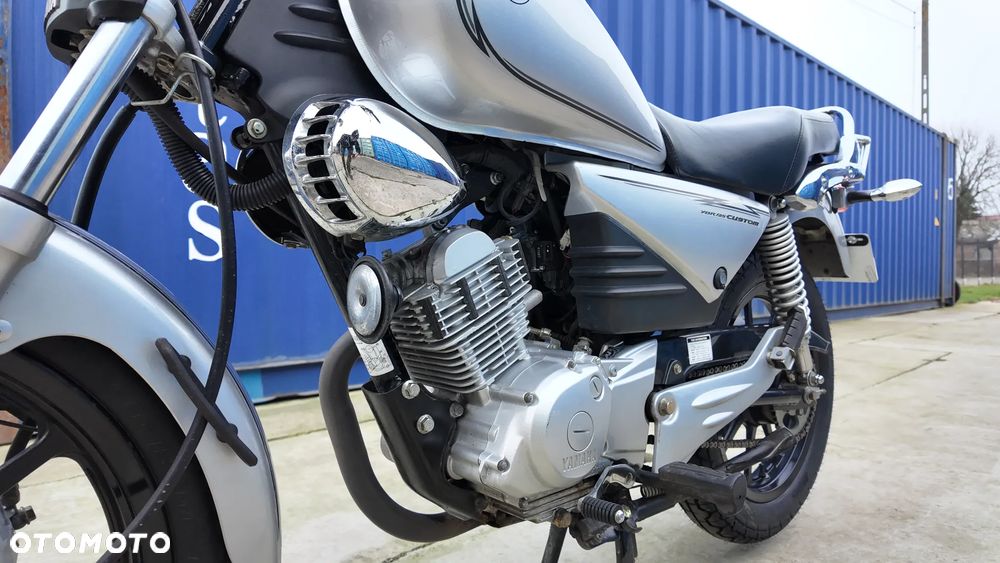 Yamaha YBR - 7