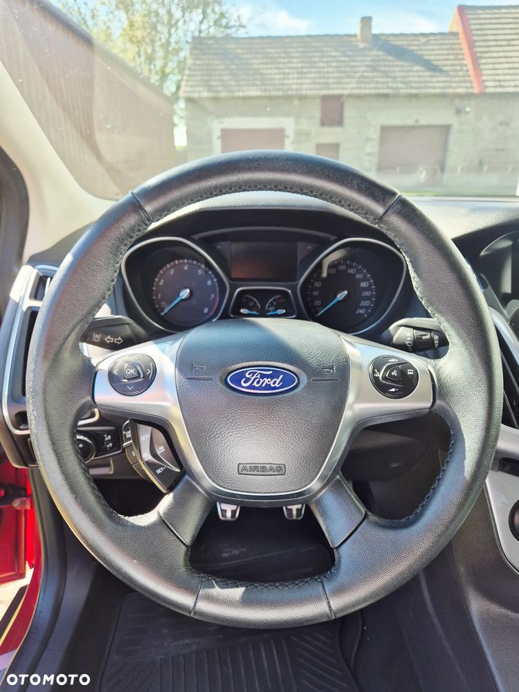 Ford Focus 1.0 EcoBoost Titanium - 8