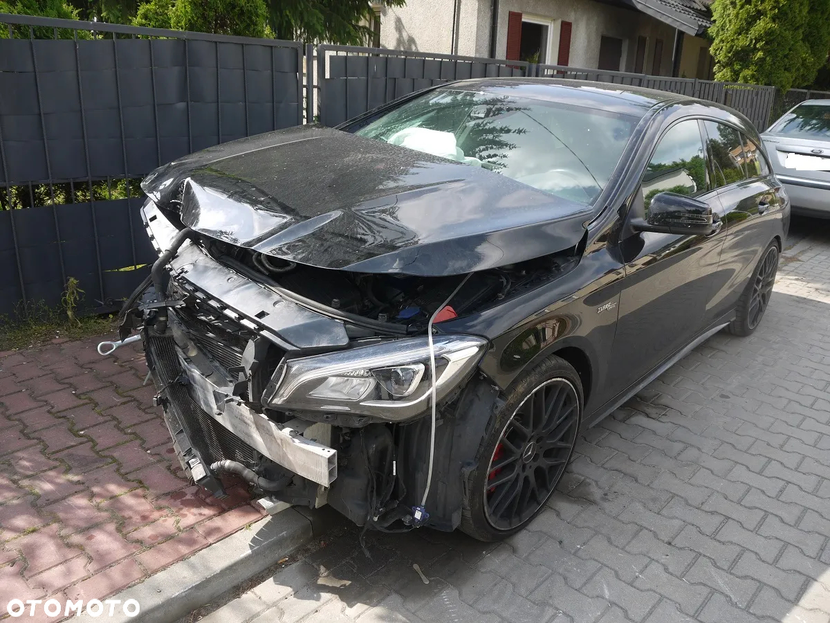 Mercedes-Benz CLA AMG 45 4Matic Shooting Brake AMG Sp.sh 7G-DCT AMG Night Edition - 2