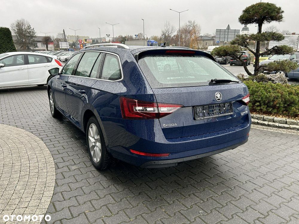 Skoda Superb 2.0 TDI Ambition DSG7 - 7