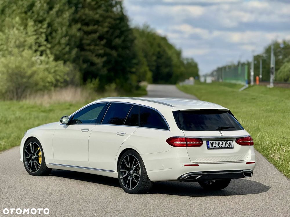 Mercedes-Benz Klasa E 220 d 9G-TRONIC - 2