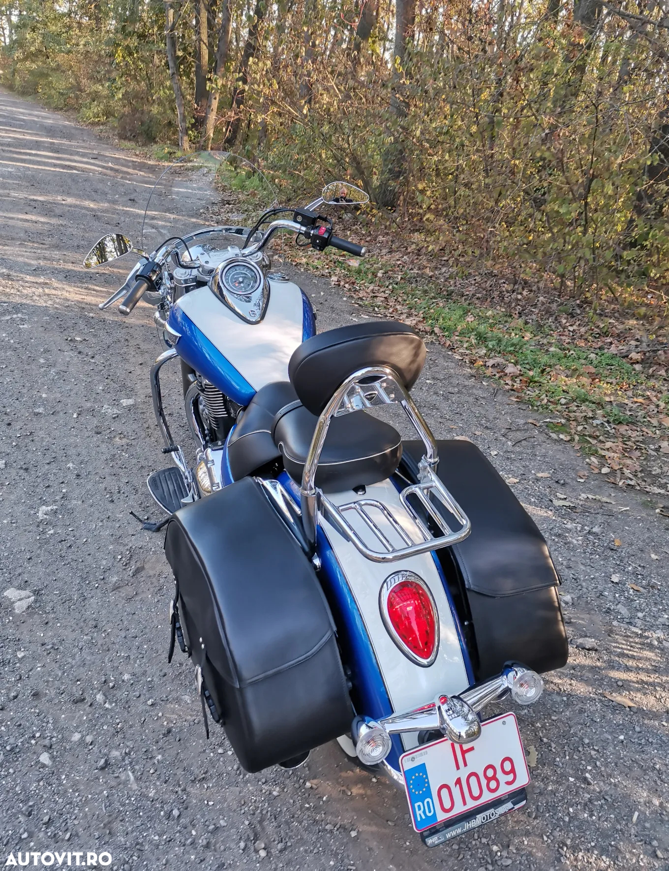 Triumph Thunderbird Storm - 9