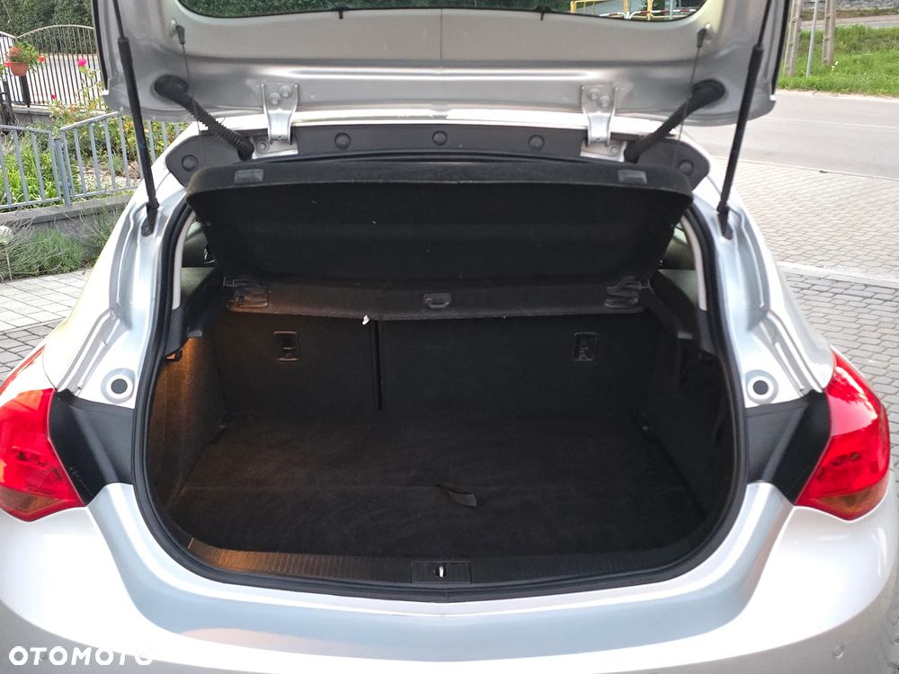 Opel Astra 1.4 Turbo Cosmo - 18