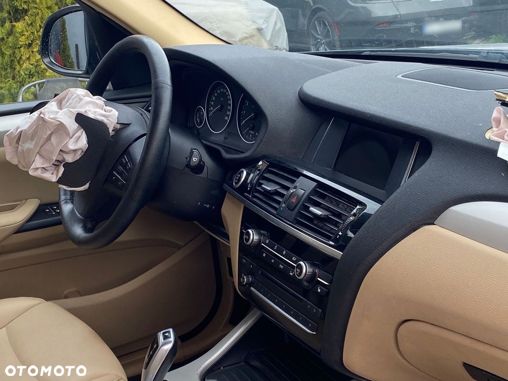 BMW X3 xDrive20i xLine - 16