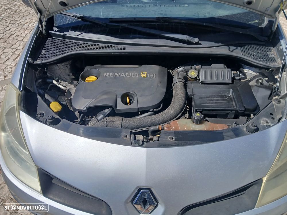 Renault Clio 1.5 dCi Dynamique S - 4