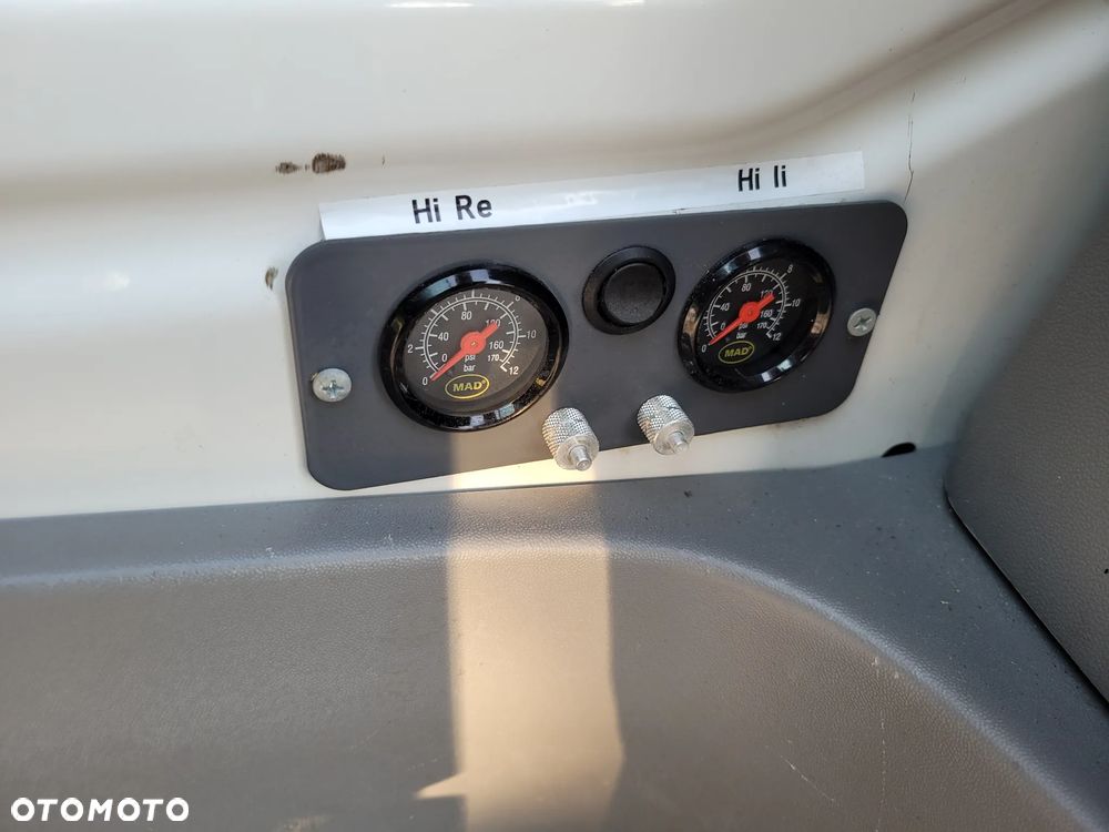 Volkswagen Crafter - 31