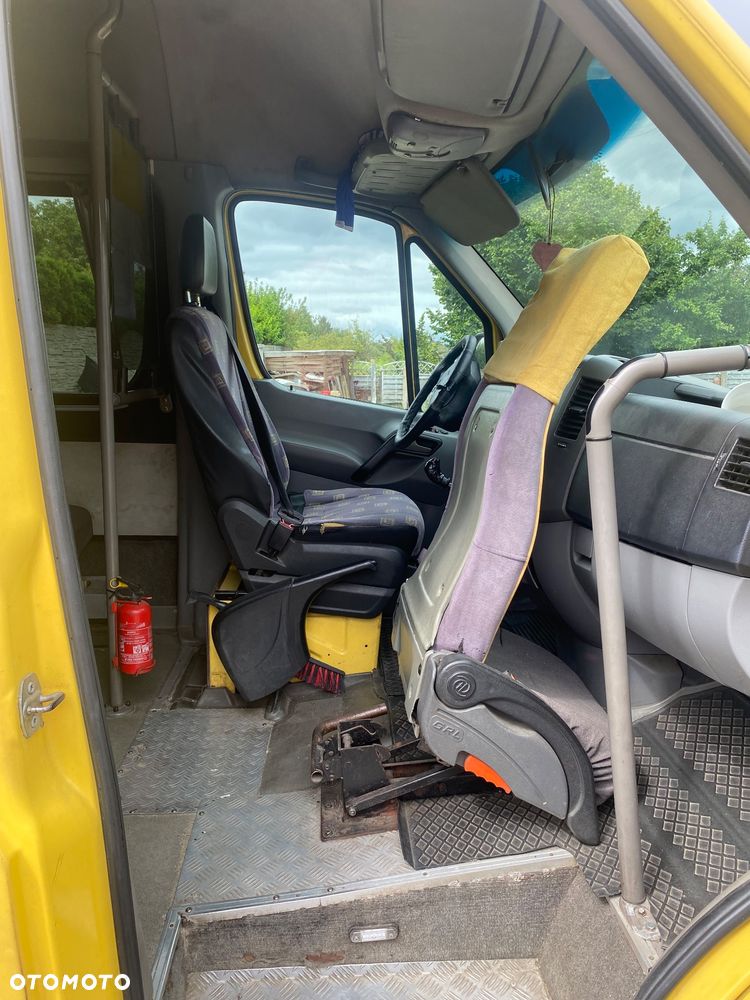Mercedes-Benz Sprinter - 6