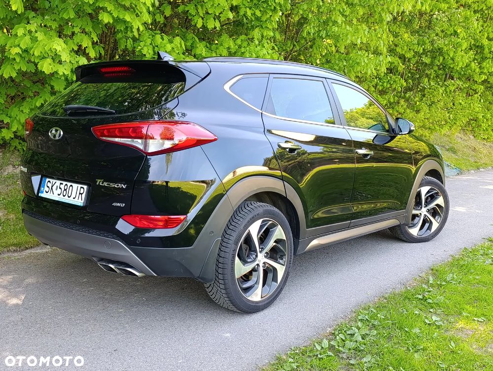 Hyundai Tucson 2.0 CRDI Premium 4WD - 2