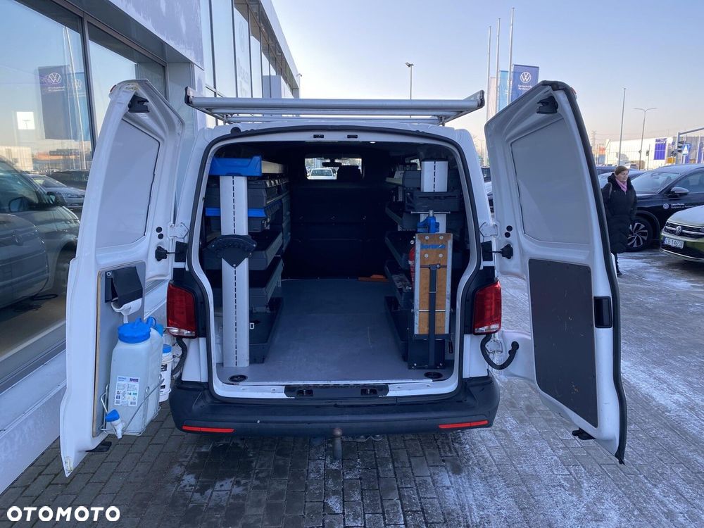 Volkswagen Transporter - 22