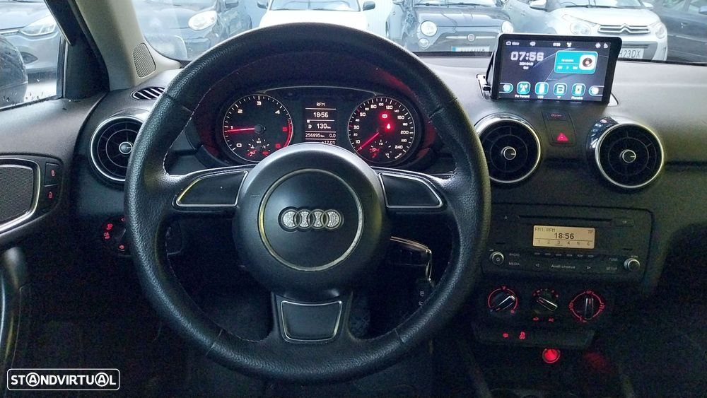 Audi A1 1.6 TDI Attraction - 12