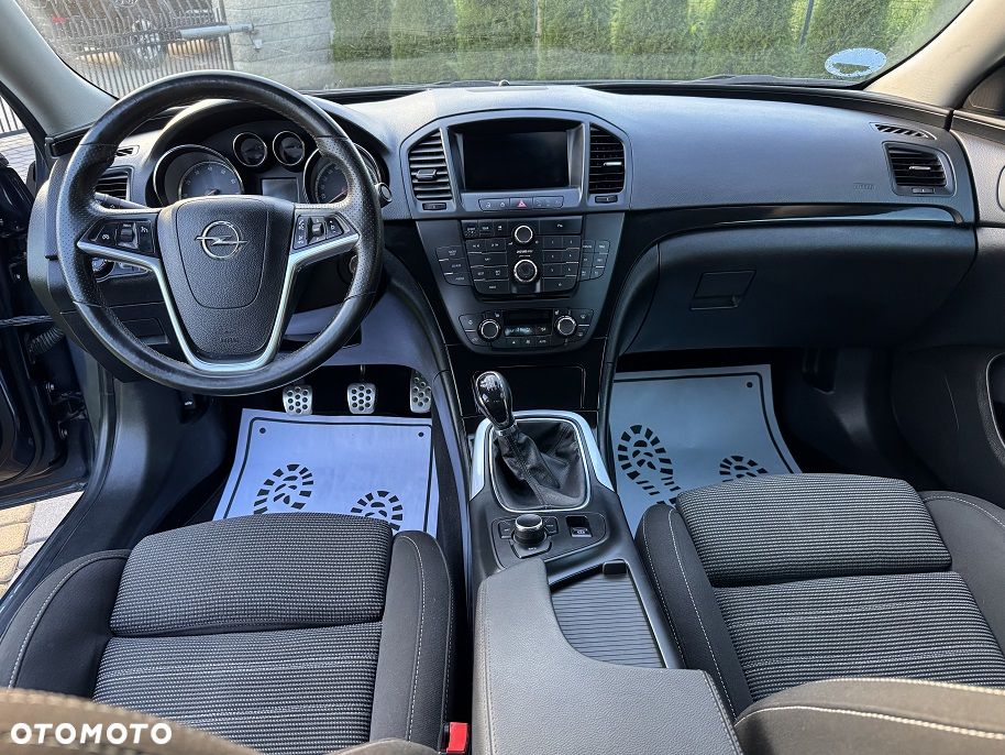 Opel Insignia 2.0 Turbo Edition - 17