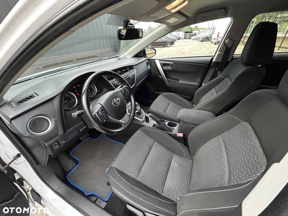 Toyota Auris - 19