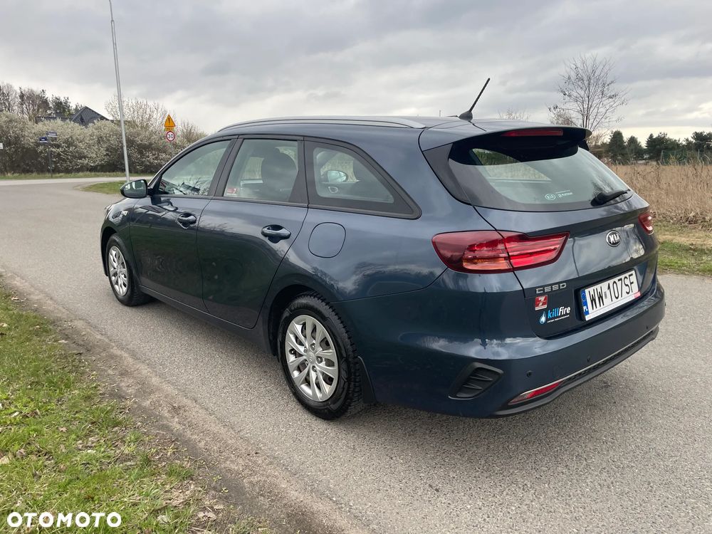 Kia Ceed 1.4 L Business Line - 4