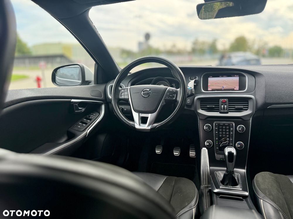 Volvo V40 D2 RDesign - 23