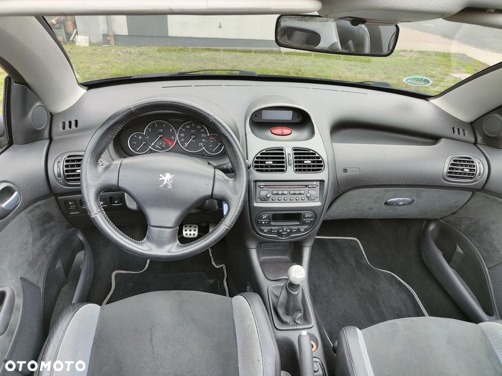 Peugeot 206 CC 110 Sport - 17