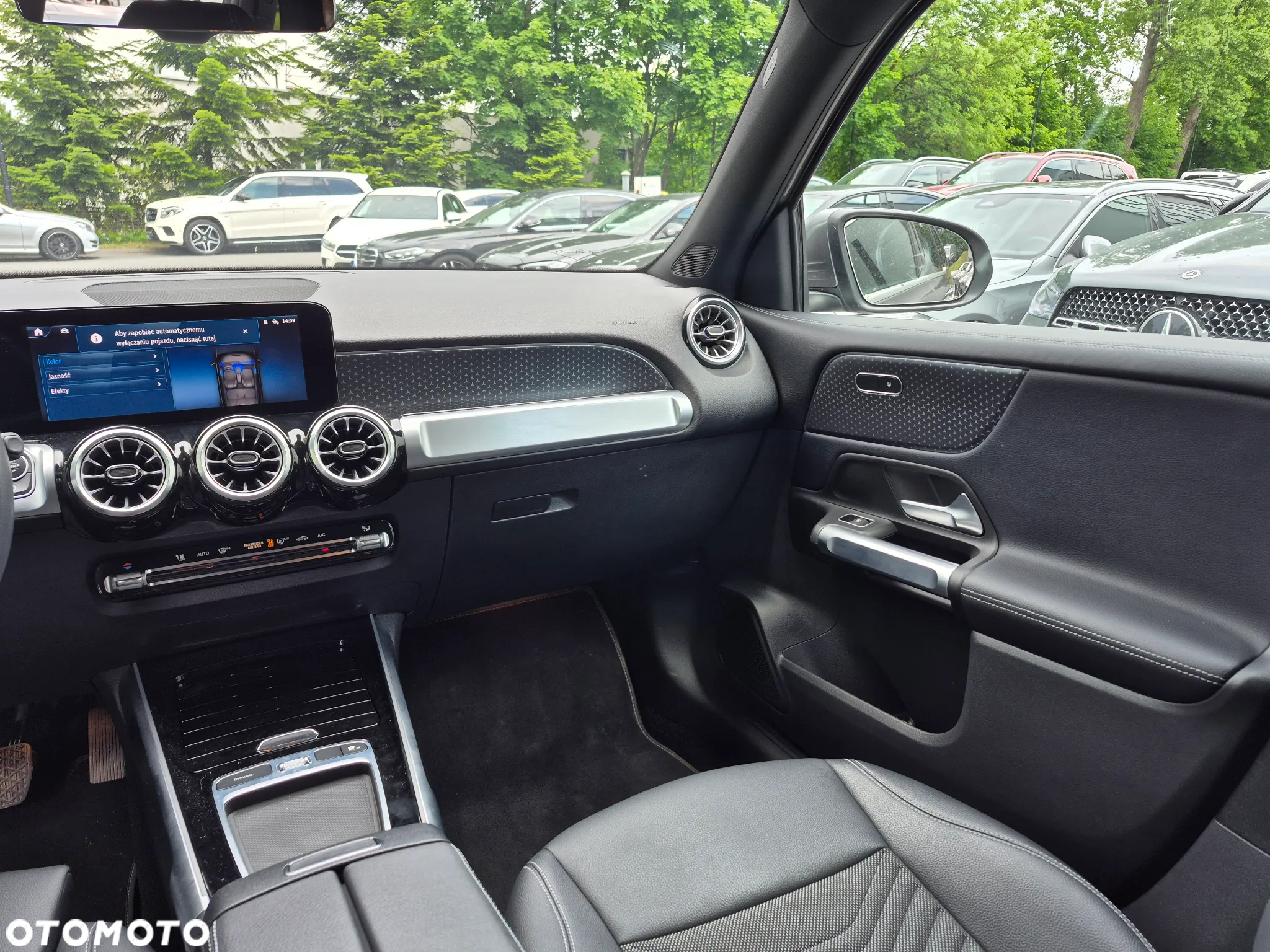 Mercedes-Benz GLB 200 Progressive 7G-DCT - 26