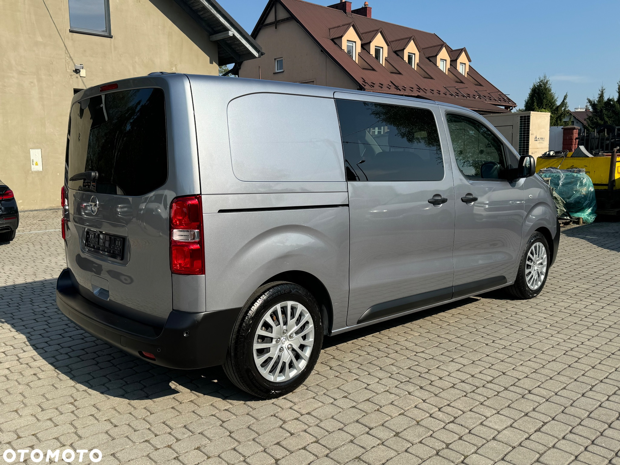 Opel Vivaro - 5