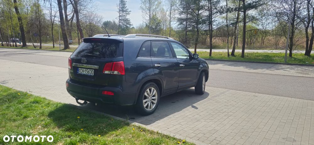 Kia Sorento - 9