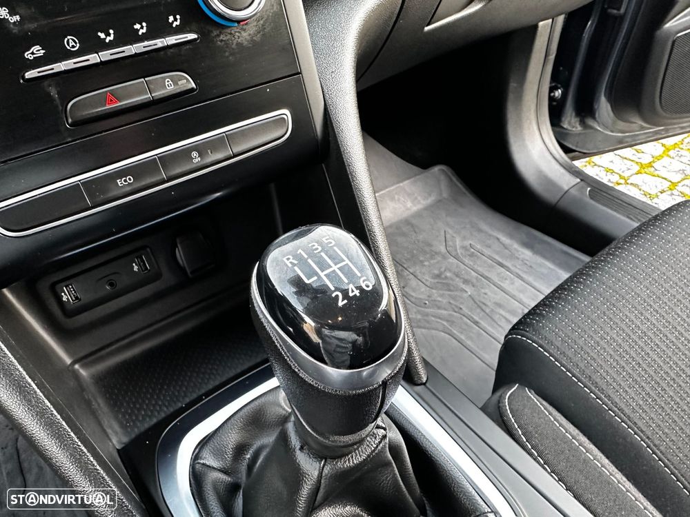 Renault Mégane Sport Tourer 1.5 dCi Confort - 19