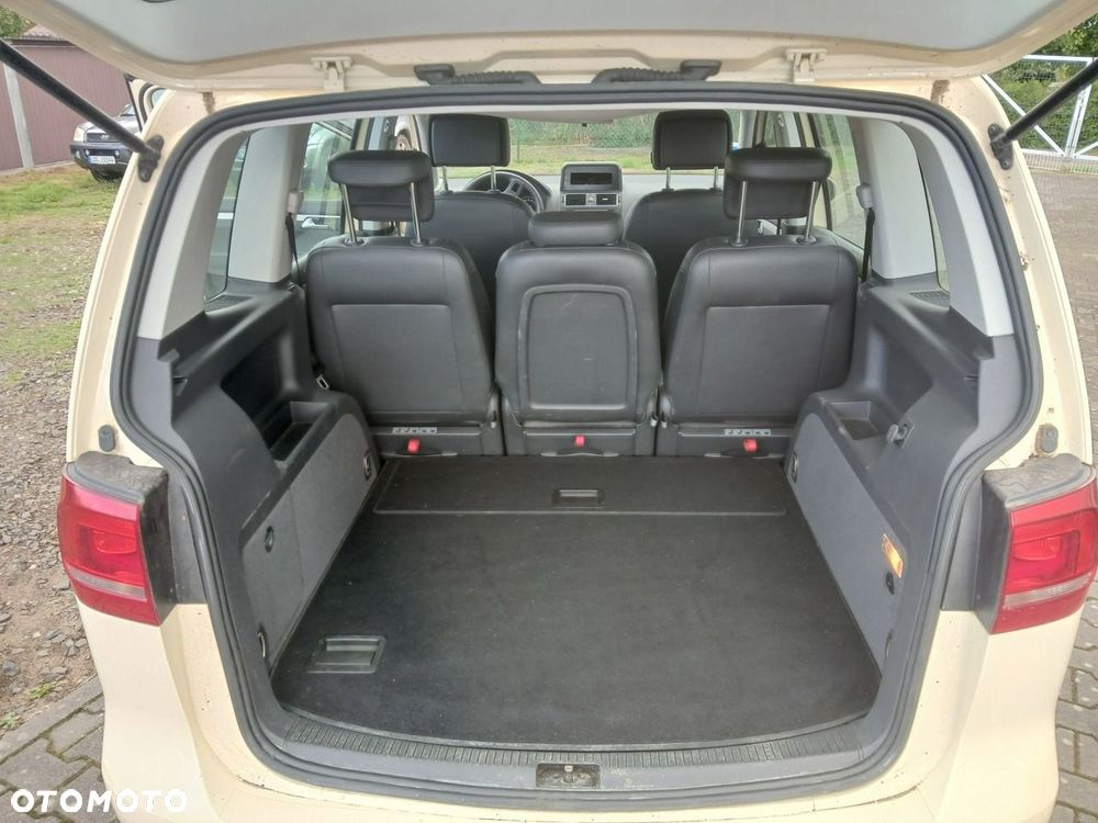 Volkswagen Touran 1.4 TGI BlueMotion Comfortline - 12