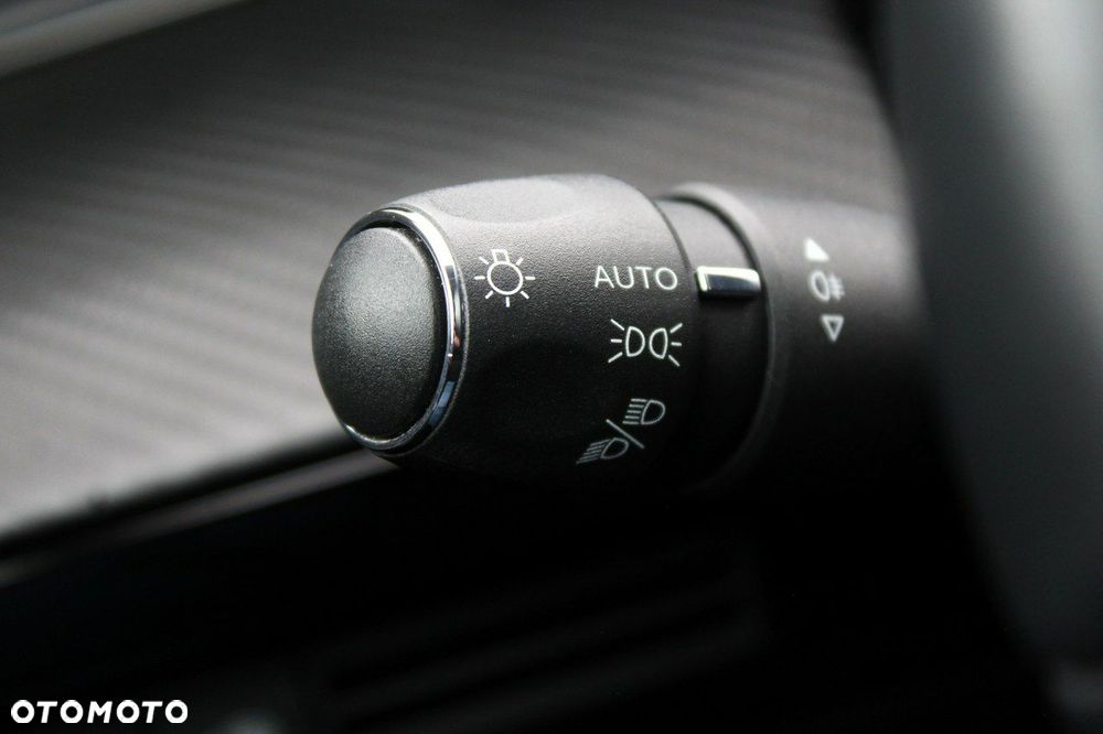 Peugeot 508 BlueHDi 130 Allure S&S EAT8 - 20