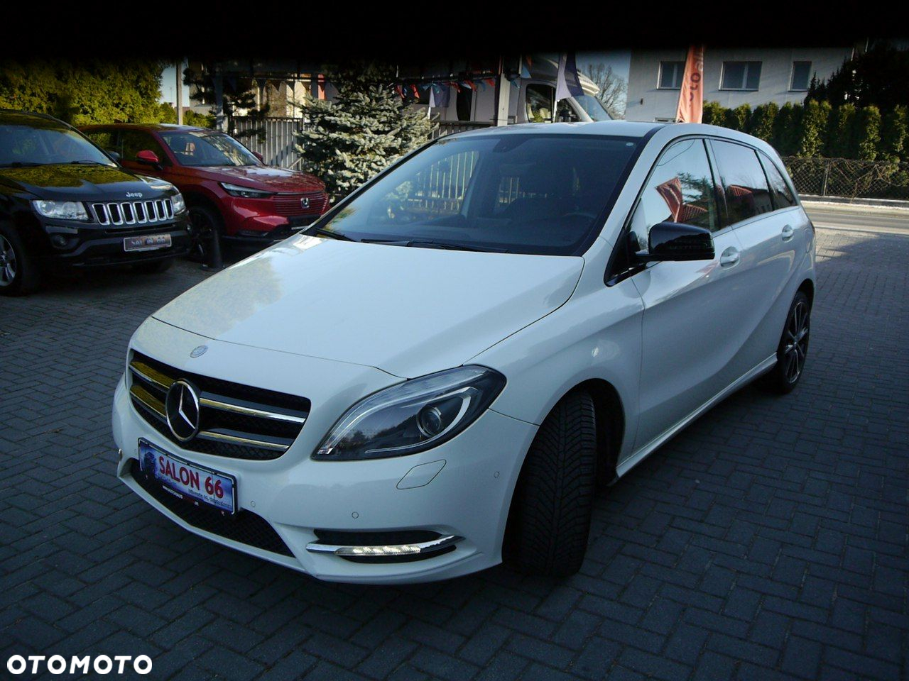 Mercedes-Benz Klasa B 200 (BlueEFFICIENCY) 7G-DCT - 8