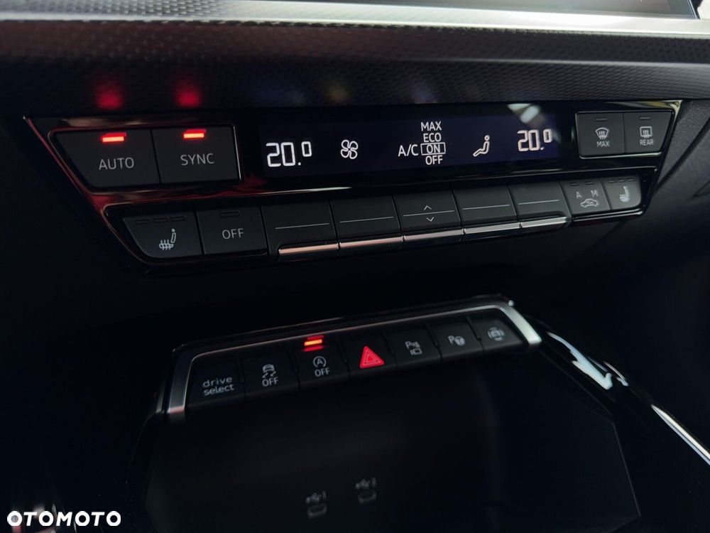 Audi RS3 Sportback - 38