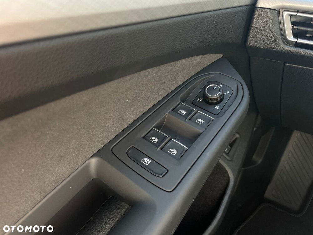 Volkswagen Golf - 18