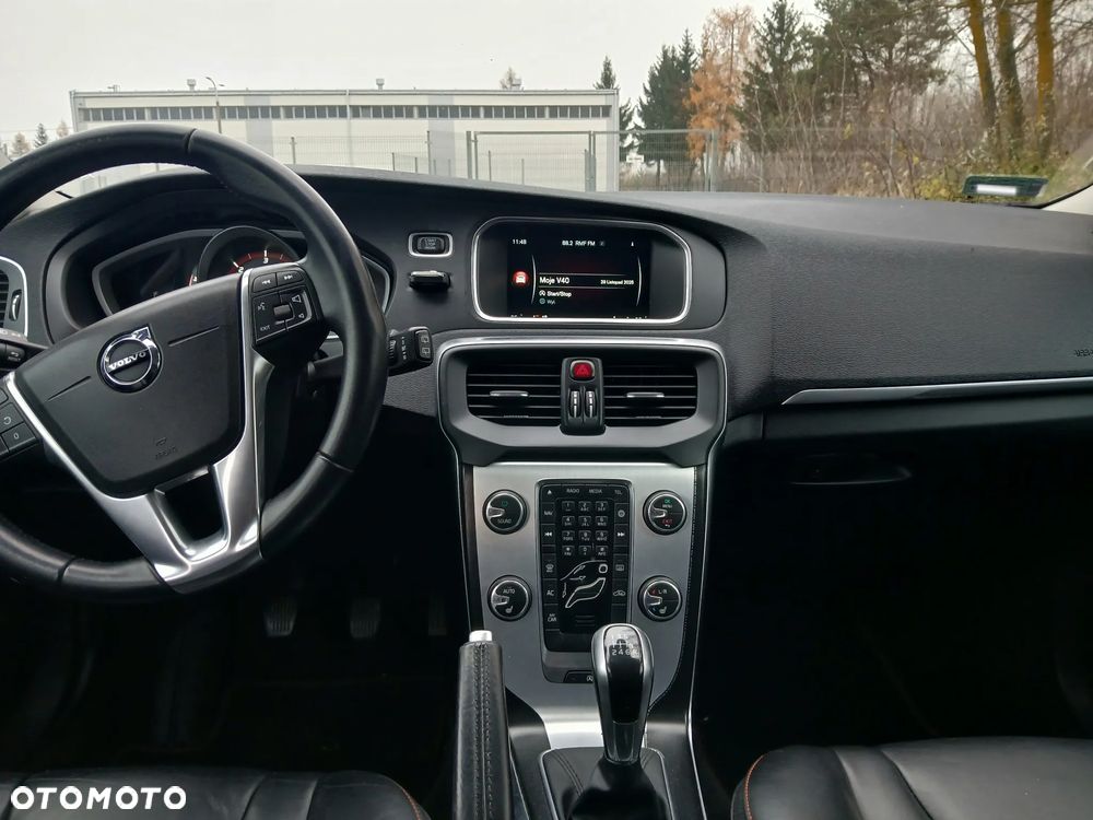 Volvo V40 D3 Ocean Race - 10