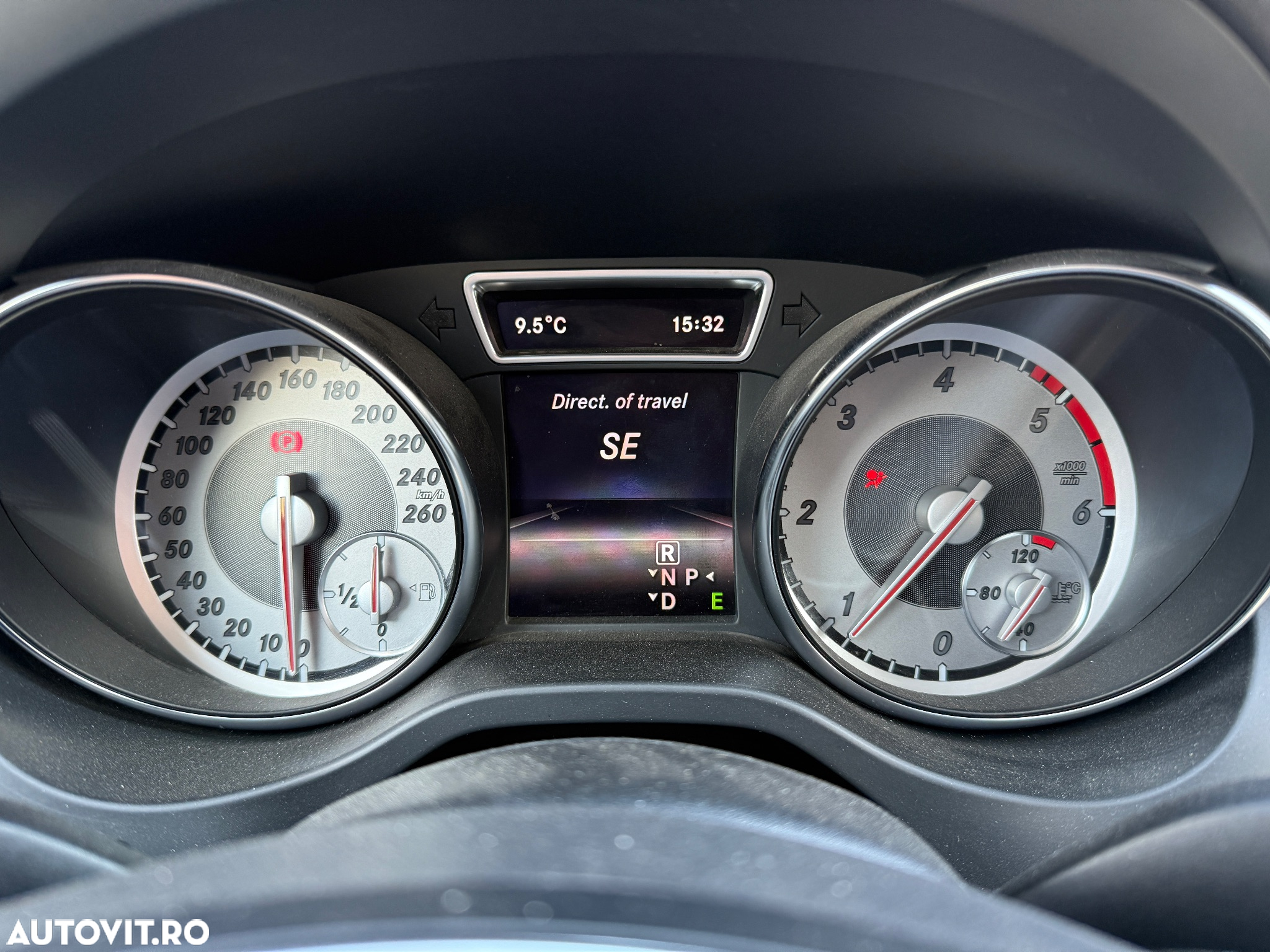 Mercedes-Benz GLA 180 (CDI) d 7G-DCT - 22