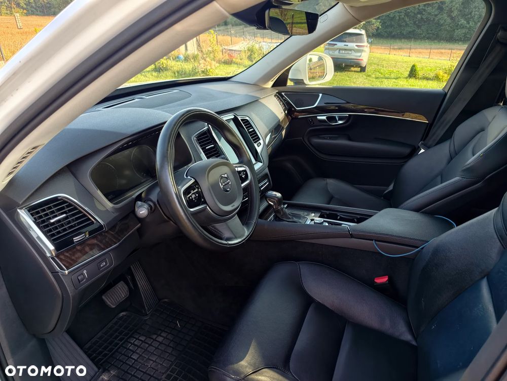 Volvo XC 90 T5 AWD Momentum 7os - 12