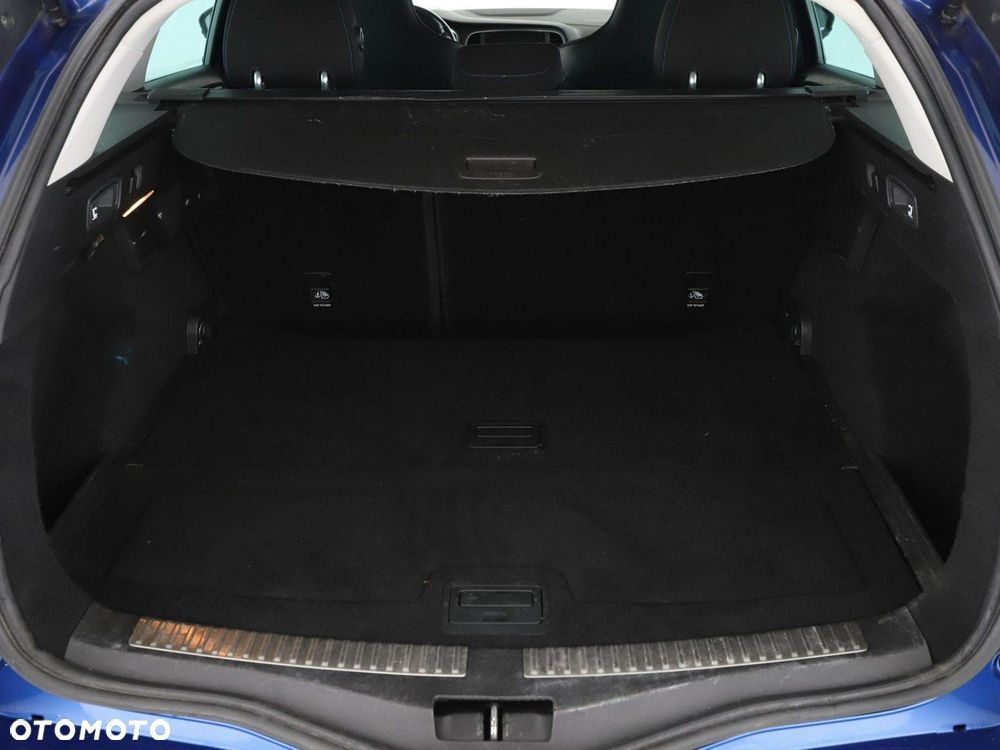 Renault Megane ENERGY TCe 205 EDC GT - 20