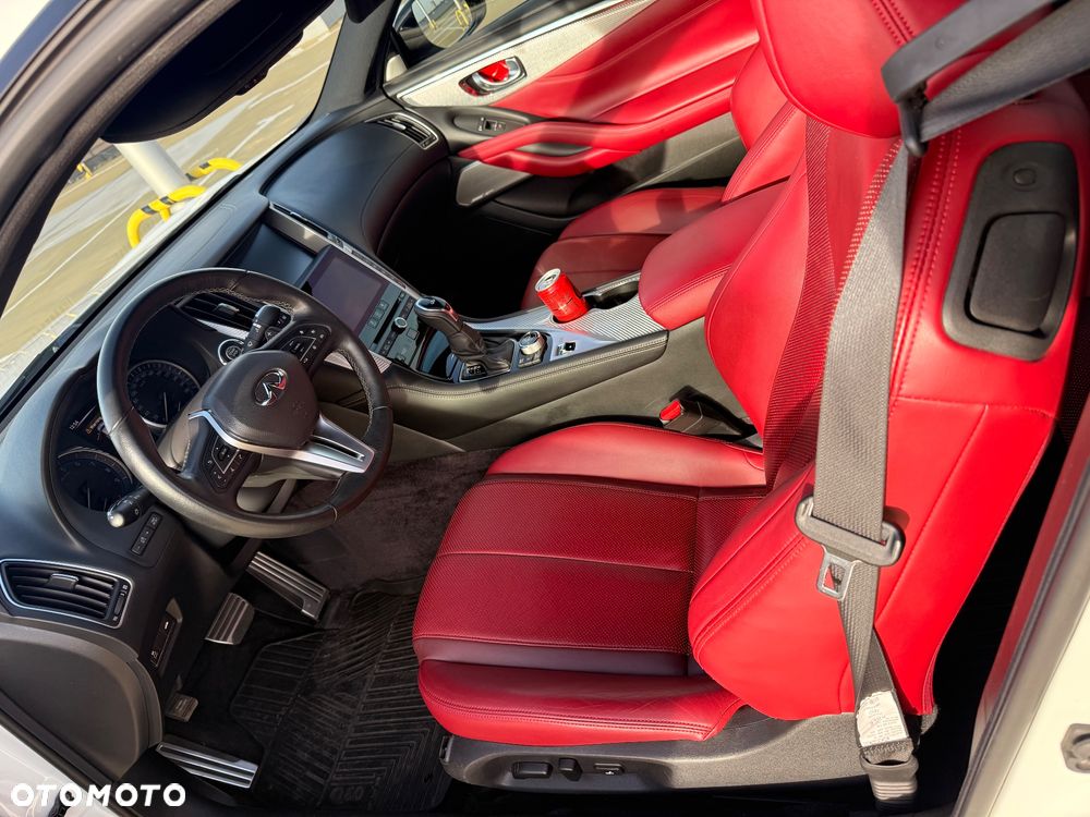 Infiniti Q60 3.0t AWD Sport - 9