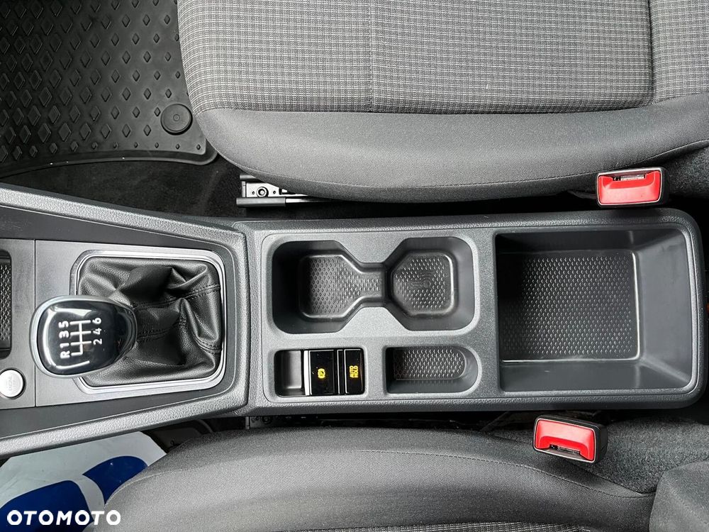 Volkswagen Caddy MAXI Cargo 1.5 TSI 84 kW 6-G - 28