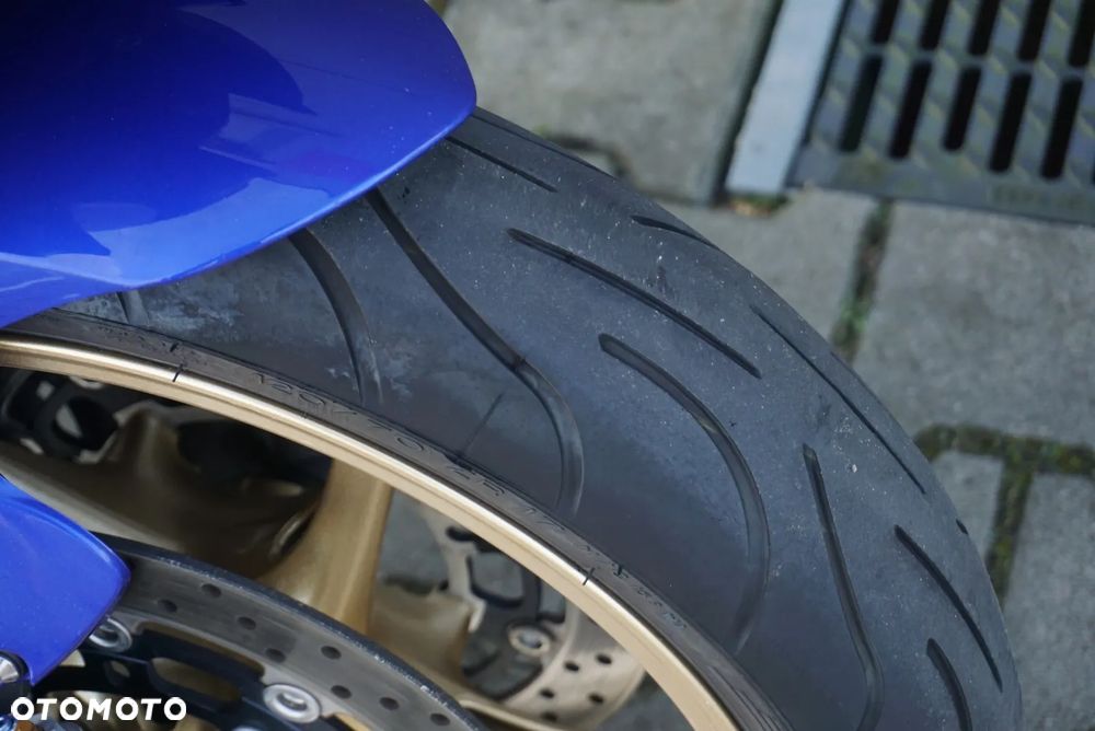 Yamaha YZF - 10
